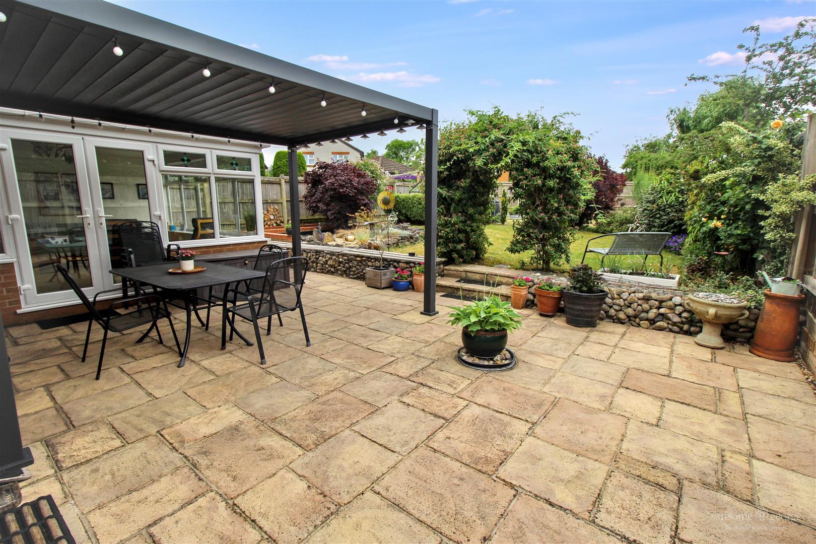 Goodliffe Gardens, Tilehurst, Reading